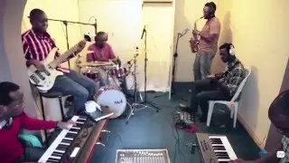 Shamsi Music- African Christmas Medley