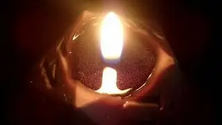 Handmade D20 Candle with Glitter Flowing in Wax Pool