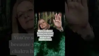 Reiki to unblock crown chakra. Asmr quartz crystal healing #shorts