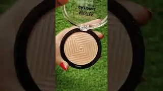 Maybelline master chrome metallic highlighter #youtubeshorts #shortsbeta #mayblinne#shortsvideo