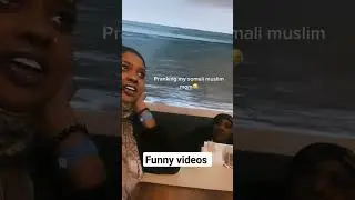 pranking somali mom . #funny #funnyvideo #somalia #youtubeshorts #funnyshorts #somalitiktok #shorts