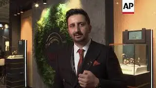 Iran holds jewelry show as export controls ease