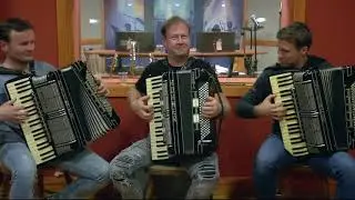 Lastniki orig. instrumentov ans. bratov Avsenik - PRI SOSEDOVIH NA OBISKU (S&V Avsenik)