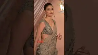 1/2 Athiya Shetty with KL Rahul sets their style bar high at Ambani's Wedding | ProMedia