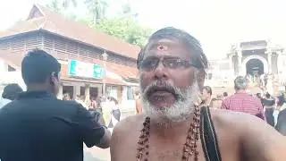 Shabharimala Dharshan 18 steps with Erumudi Dr Veeram Muralidharareddy 9441771261