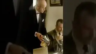 Im Restaurant Bier probieren