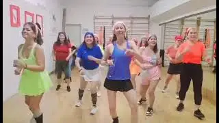 Feel like dancing//Globe