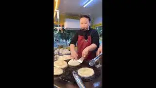 Delicious food live