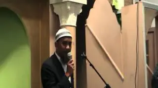 twee  vrouwen bekeren zich tot islam  op 1 dag in Moskee Maashaven 09-2012