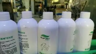Testing  3pcs bottles screw capping machine inline pump caps capper for USA customer