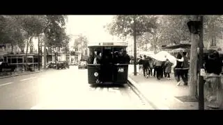 Visite de Paris dans un bus des années 1930