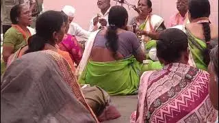 अभंग कुंभार घडवितो घडा