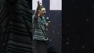 Blind guy gets roasted 🤣 #andrewschulz #comedyweek