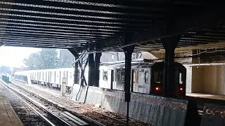 R142 on the Dyre Ave Express Track