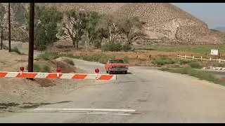 Duel 1971 Steven Spielberg First Movie (Dennis Weaver) HD