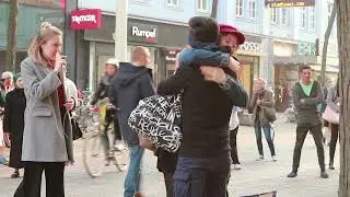 Clip for humanity! FREE HUGS @Vienna