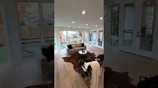 Beautiful Luxury home in Burlington, Ontario: 5538 Eaton Ave, Burlington