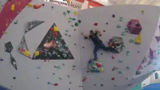6B boulder problem from Blocstock 2017 - Kl&auml;ttercentret Akalla