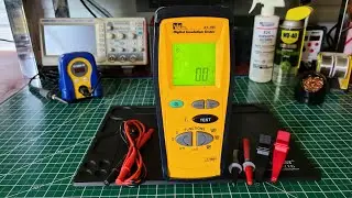IDEAL INDUSTRIES 61-795 True RMS Digital Insulation Tester/ Multimeter