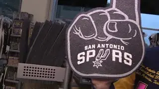 KSAT gets a look inside of the Spurs Fan Shop ahead of the team's opener