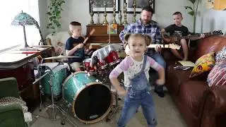 Colt Clark and the Quarantine Kids play 