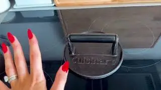 Cuisinart 6 5' Cast Iron Smashed Burger Press, Round Flat Edge Grill Press for Crispy Smash Burgers,