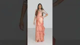Stunning Gujarati Drape Pallu 😍 | Gujarati Saree Drape | Saree in Different Styles | #shorts