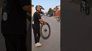 No Tyre wheelie 😂 || #cyclestunt #mtb #stunt #rider #cycling #ytshorts #youtubeshorts ...
