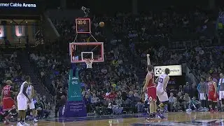 Pau Gasol Beats the Buzzer | Bulls vs Hornets | February 8, 2016 | NBA 2015-16 Season