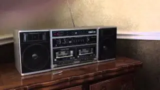 1987 Vintage Realistic 2250 Boombox Ghetto Blaster