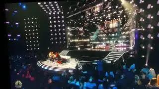 Marcelito Pomoy at Agt Finale singing We Are The Champions😀
