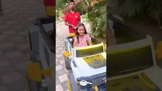 amaira ko gadi se videsh jana h🤣 