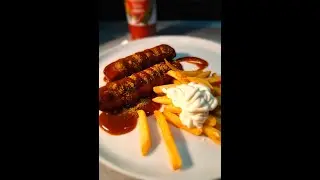 CURRY BOCKWURST POMMES in #airfryer&nbsp;#hei&szlig;luftfritteuse&nbsp; #pommes #pommesfrites #currywurst