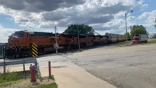 BNSF Intermodal Runs Straight Thru Chadwick! 5/25/2025