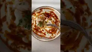 Huevos turcos a mi manera #recetasfaciles #recetasanas #recetas #cenasaludable