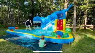 Lyra and Mommy play in the Whale Pool