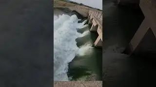Narmada Canal Dam Overflows, Moti Kumad, Gujarat.
