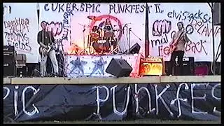 Blutwurst Live at Cuker&scaron;pic punkfest II 1998