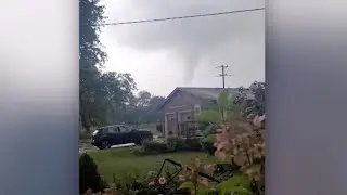 Tornado touches down in Ayr, Ont. causing extensive damage