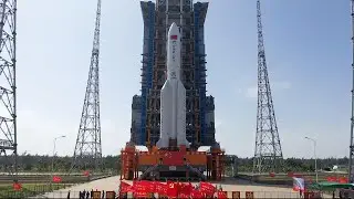 Vlog: How a Long March-5B rocket is moved to its launchpad