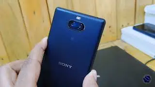 Sony xperia 10 : Hands on 2025.