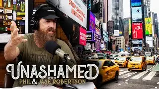 Jase Caught Some Flak on the Street in NYC & What&rsquo;s Worth Waiting 1,000 Years For? | Ep 706