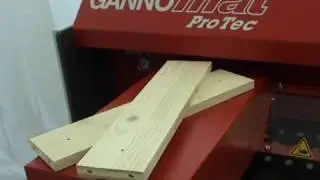 Utilaj CNC pentru usi mobila si ferestre : GANNOMAT ProTec