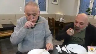 DUISBURG,da bu fiyata KAHVALTI KALMADI.....AVRUPA Ayaküstü Lezzetlerden gelenlere 7,99€