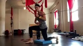 1/2 Kneeling Chest Press (horizontal)- Smart Strength