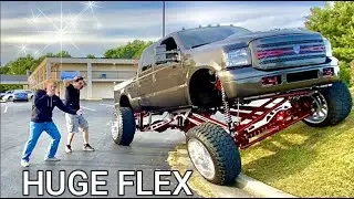 FLEXING OUT MY 20 INCH LIFTED F250