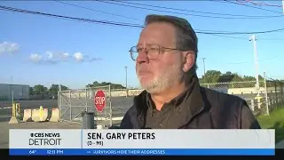 U.S. Sen. Gary Peters joins UAW picket line at Ford Assembly Plant