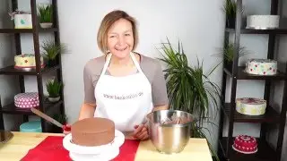 Buttercreme m&uuml;helos glatt verstreichen