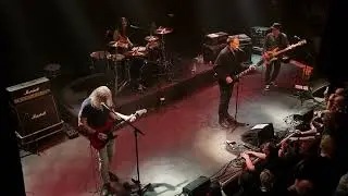 Harem Scarem - Slowly Slipping Away Live at De Cacaofabriek Helmond.