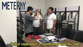 Aluminum Solid Panel Factory Foreign Customers Visit Sample Room Discussion Selection of Facade
